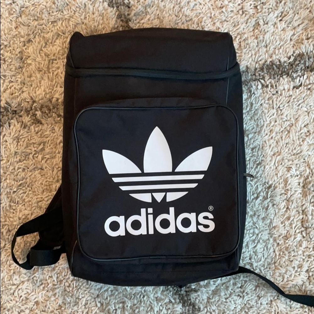 Adidas originals trefoil classic backpack